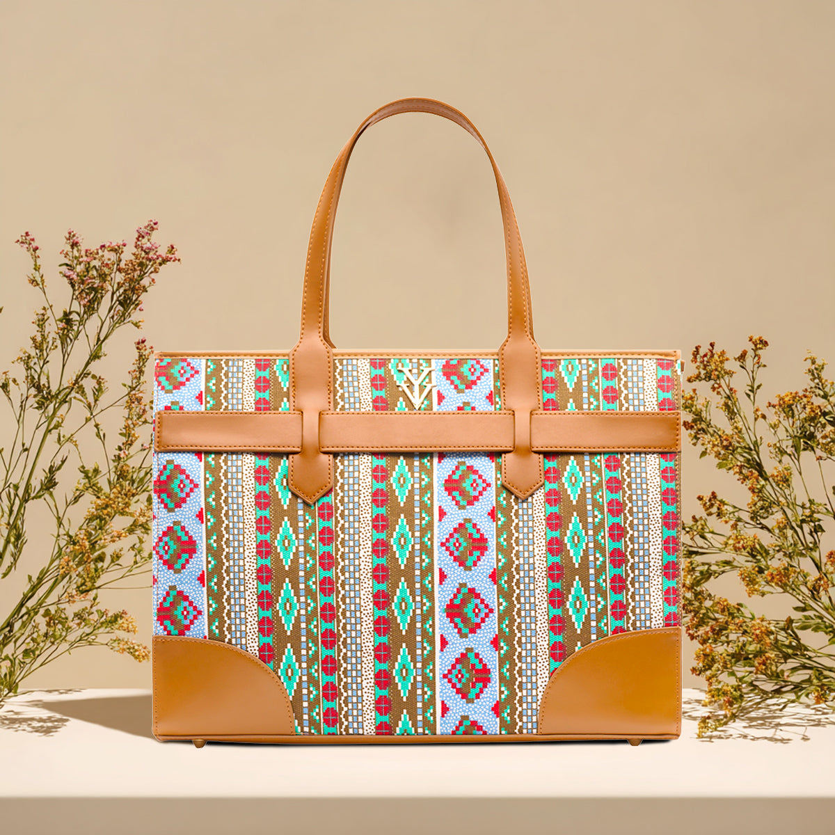 AUDRINA Canyon Aztec